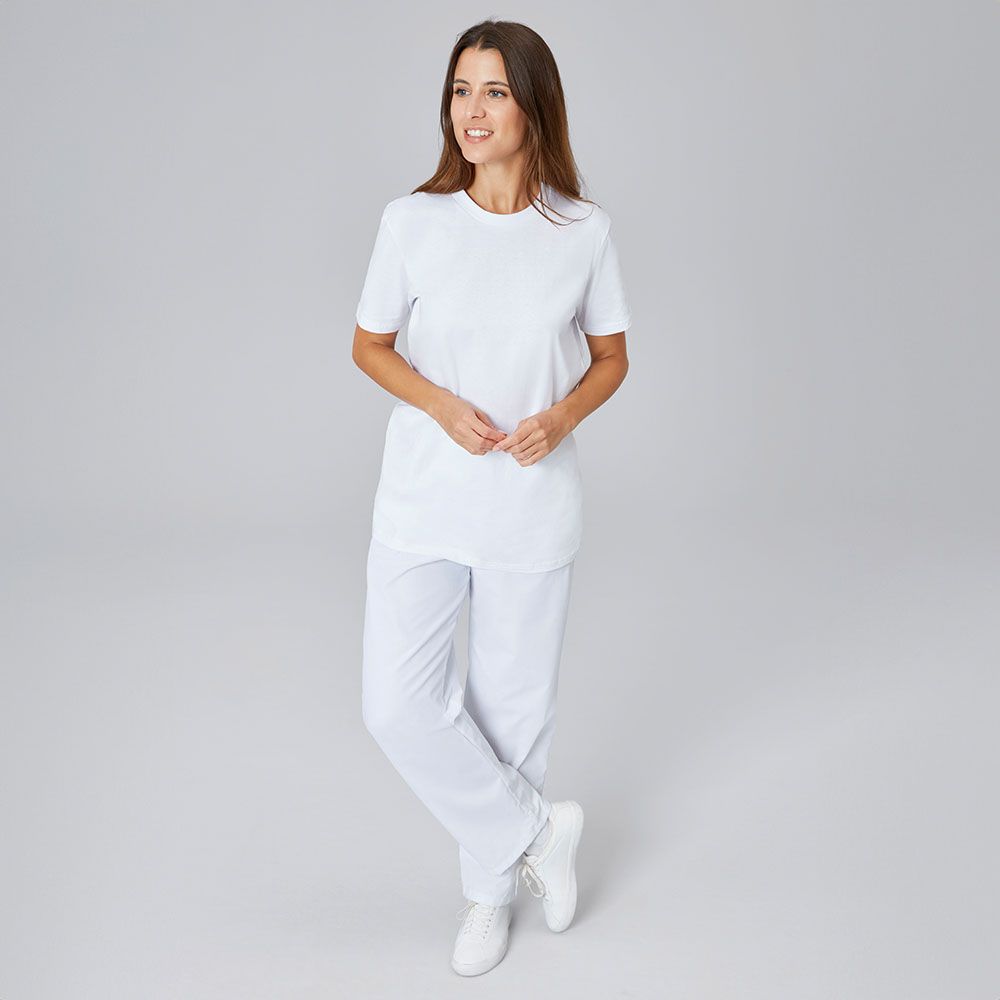 Vorderseite Rundhals, Doppelnähte an Kragen und Bund,Nackenband von Schulter zu Schulter