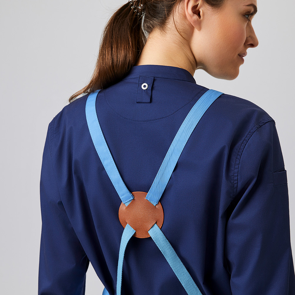 Hinteransicht,mit austauschbaren Stoffbänder mit Führungskreuz.