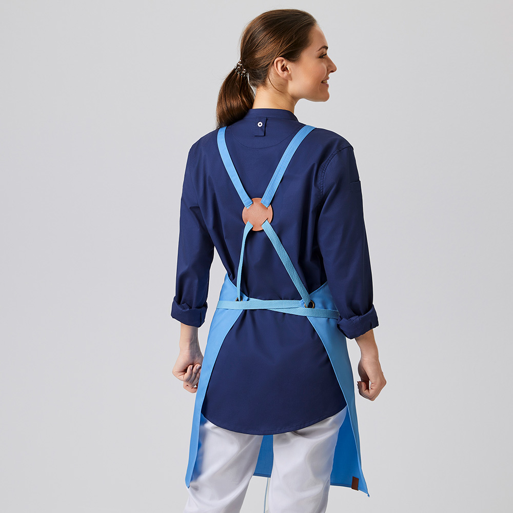 Nahansicht,Hosen-trägerrückenstück,mit Stoffbändern.