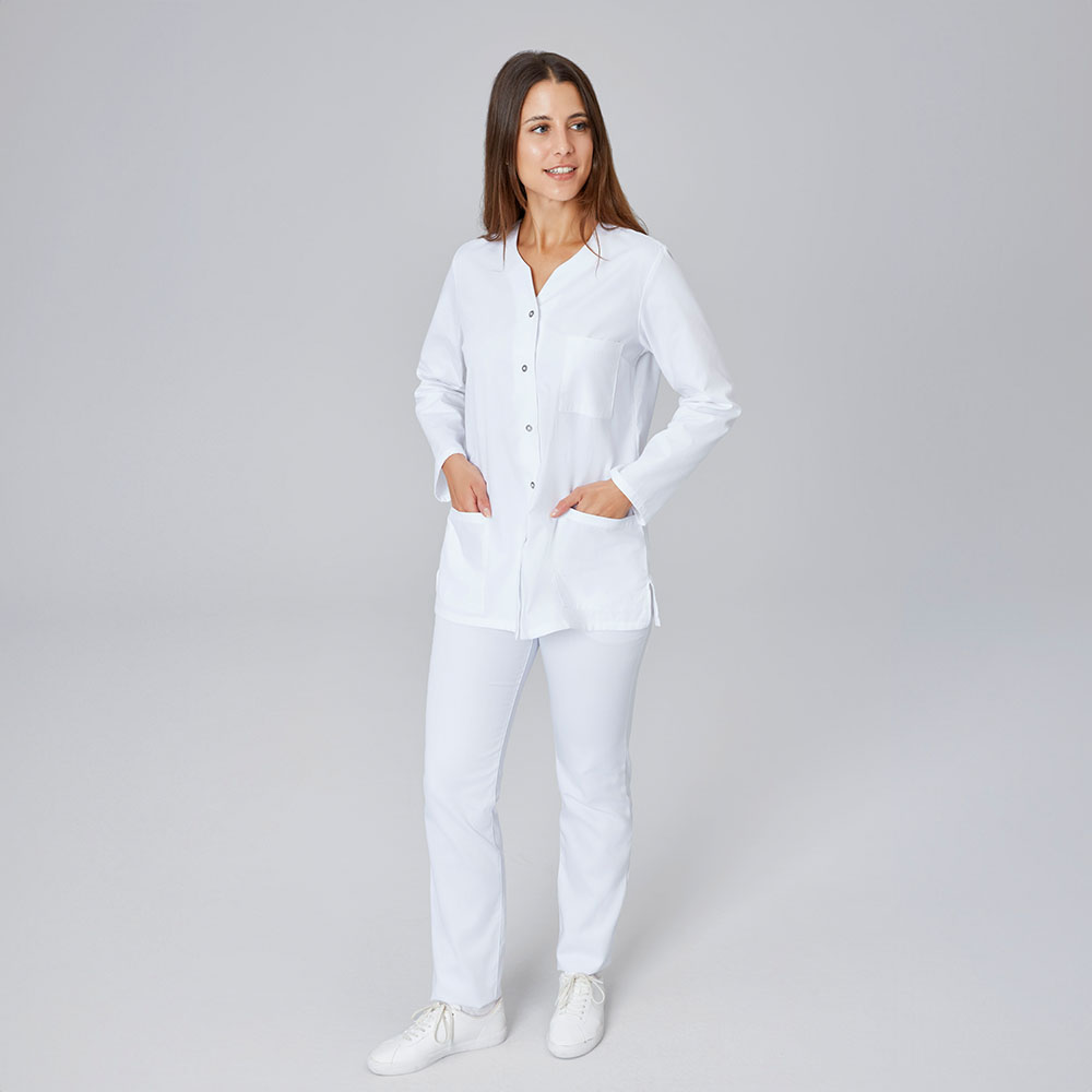 Weisser damen kasack mit deko knopfleiste und 2 Seitentaschen und 1 Brusttasche