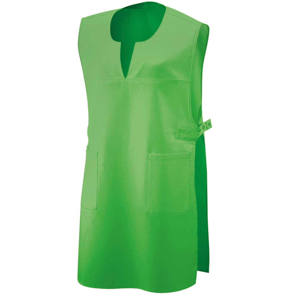 Seitliche Laschen mit Druckknöpfen, Zwei aufgesetzte Seitentaschen 1 Tasche mit Stifttasche.