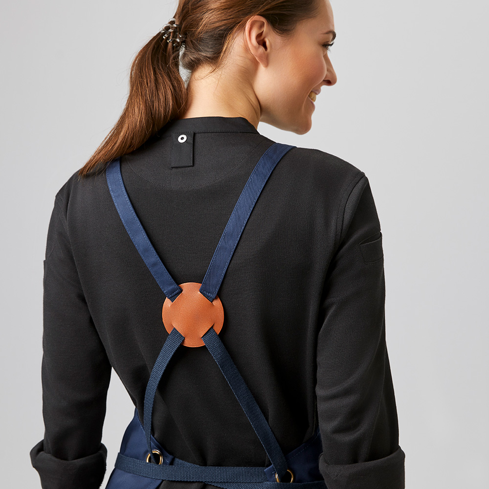 Hinteransicht,mit austauschbaren Stoffbänder mit Führungskreuz.