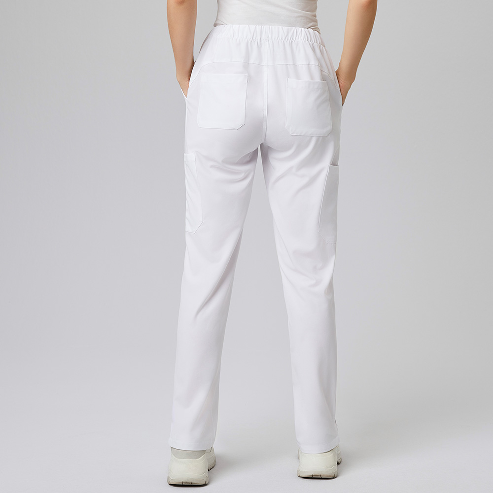 Kordelzug in der Taille- Zwei aufgesetzte Gesäßtaschen.