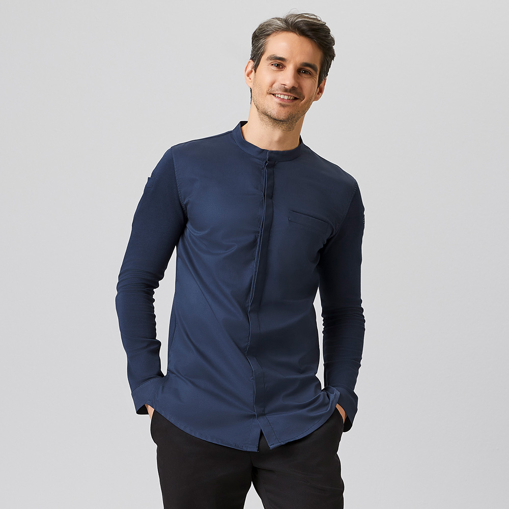 Vorderansicht,Stehkragen2 Ärmeltaschen1 innenliegende BrusttascheStülpärmel,Funktions-Jacke.