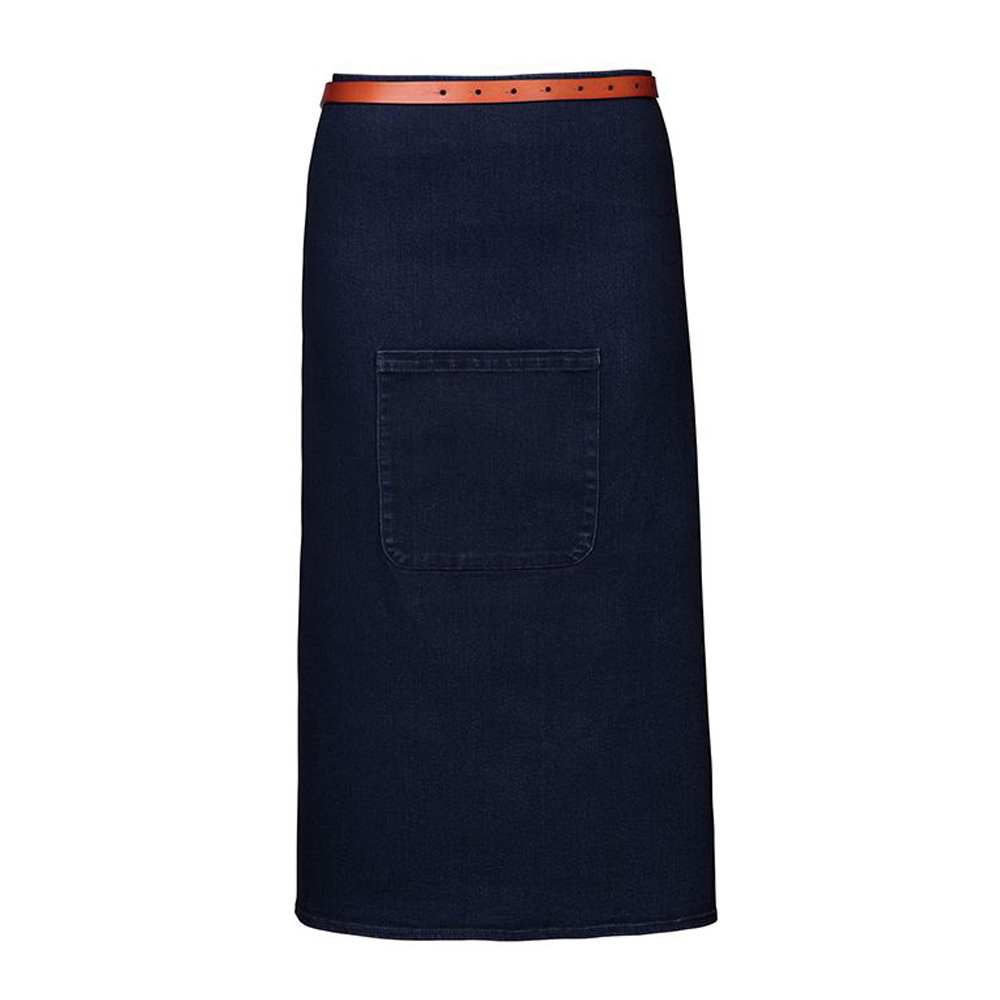 Bindegürtel verstellbar mit Karabiner und Dornschließe.Mit aufgesetzter Tasche auf rechtem Obersch.