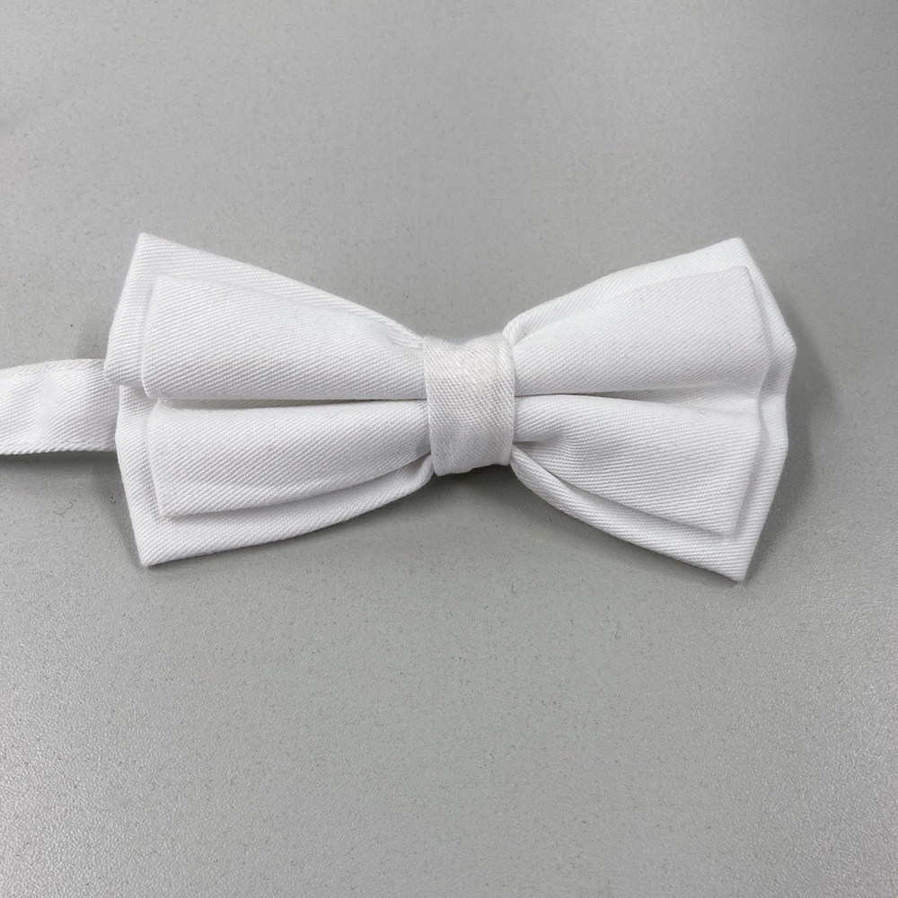 Fliege-weiss,gebundene Fliege.