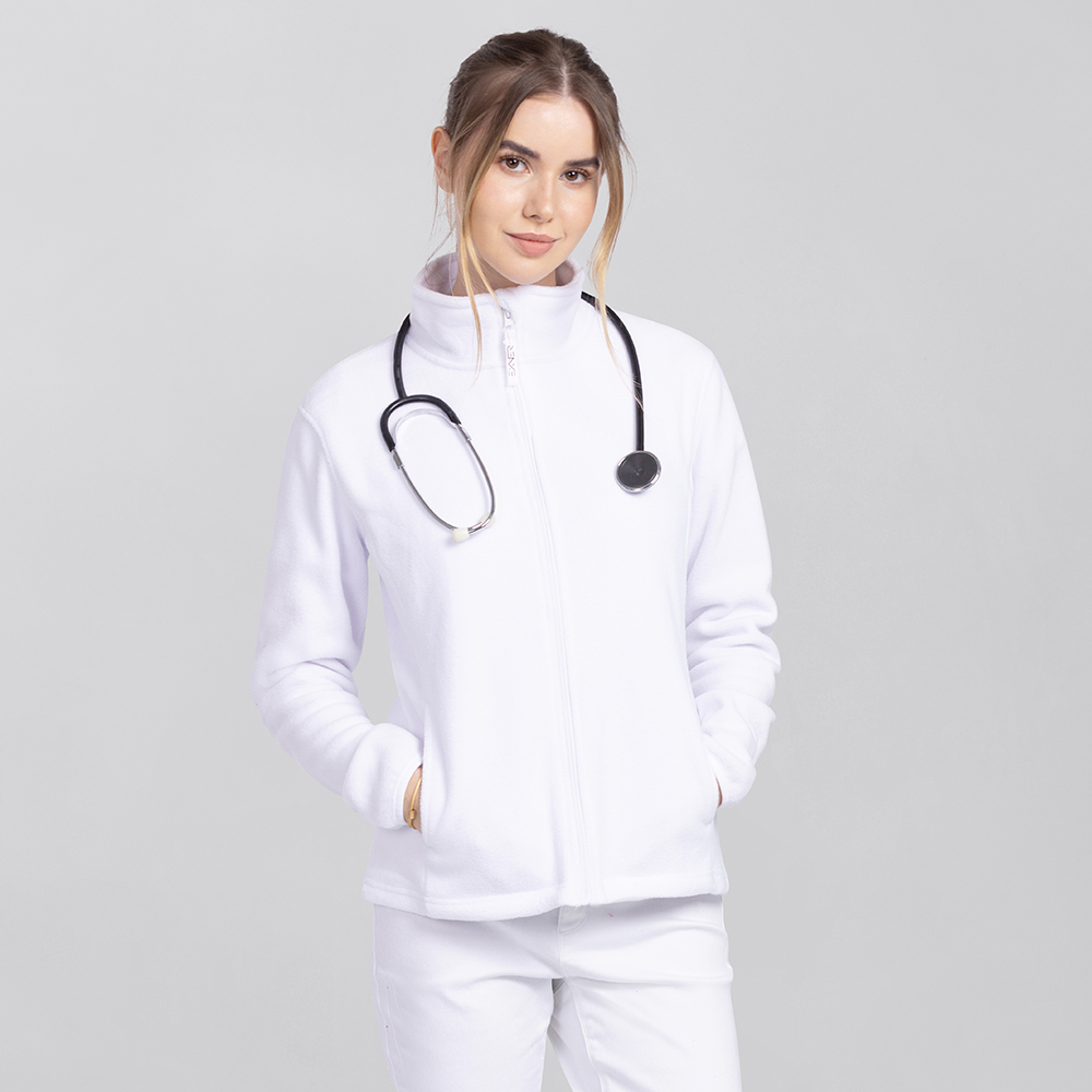 Damenfleecejacke-Komplettansicht,mit Reissverschluss und 2 Seitentaschen.