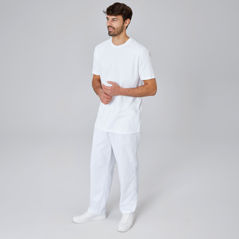 Rundhals,Doppelnähte an Kragen und Bund Nackenband von Schulter zu Schulter.