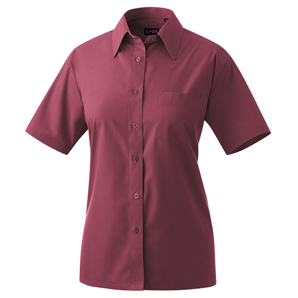 Kentkragen.Taillierter Schnitt.Separate Brusttasche.