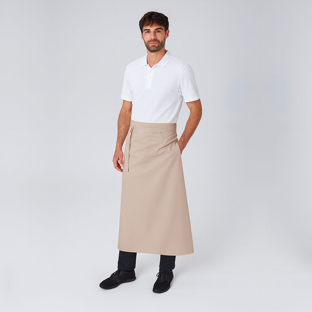 Mit Gehschlitz mittig Durchgehenden Stoffbändern2- farbig abgesetzt, Kontraststreifen.