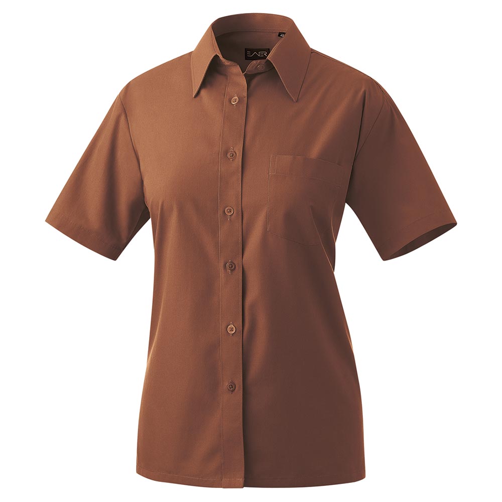 Kentkragen.Taillierter Schnitt.Separate Brusttasche.