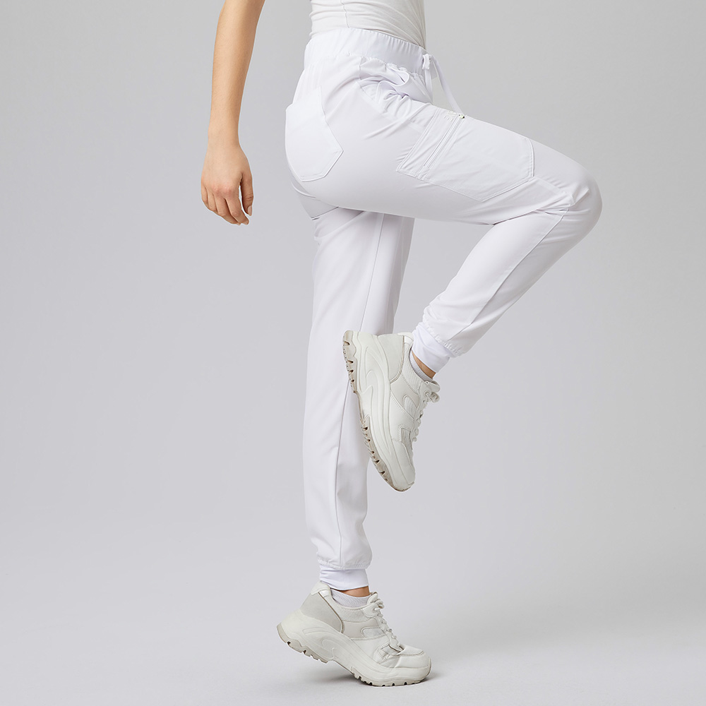 Nahansicht von der Aufgesetztenbeintasche mit exnerlogo.