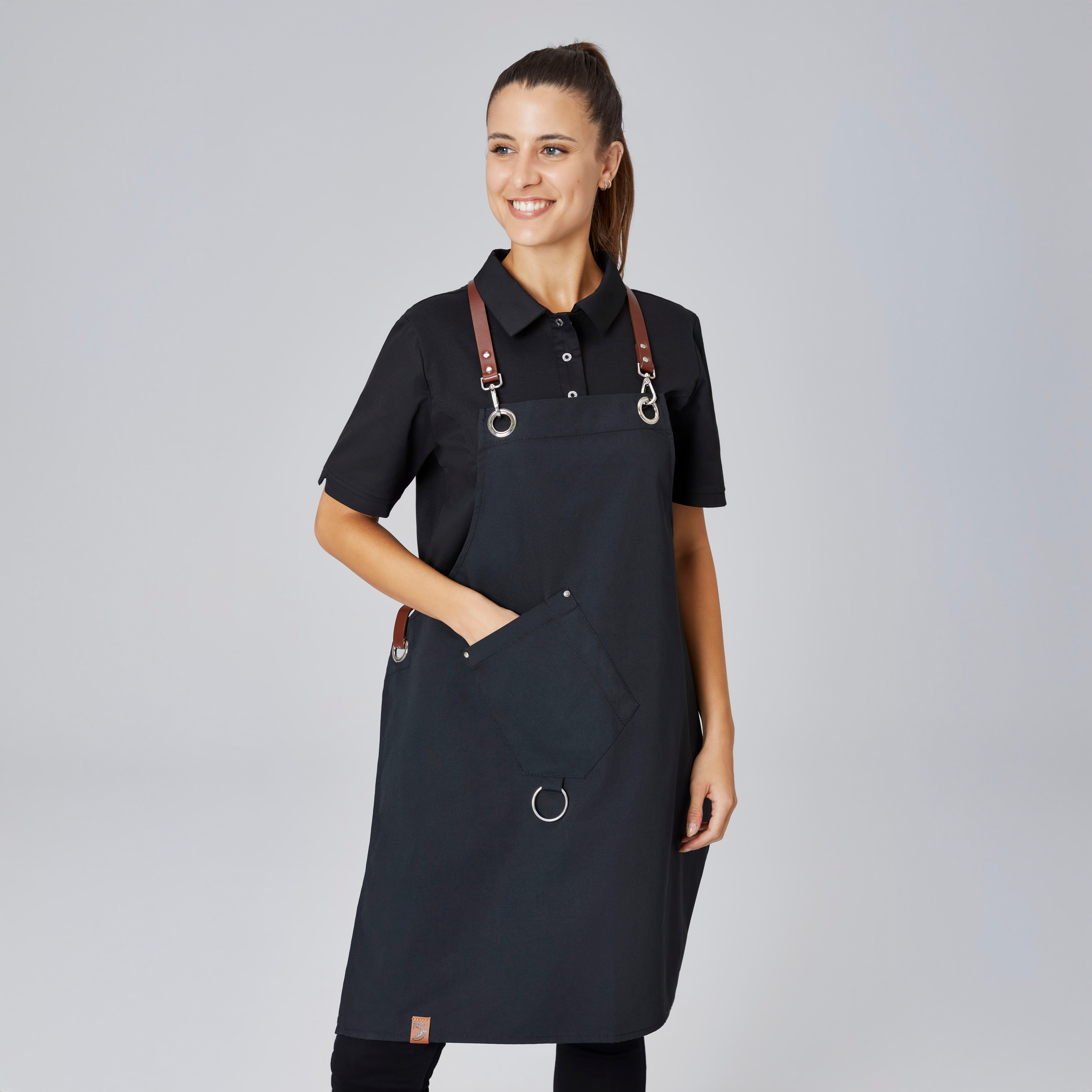 Vorderansicht,vorne mit 2 Metallknöpfen anpassbar,schräg aufsetztbare Hüfttasche,Exner-Logo,