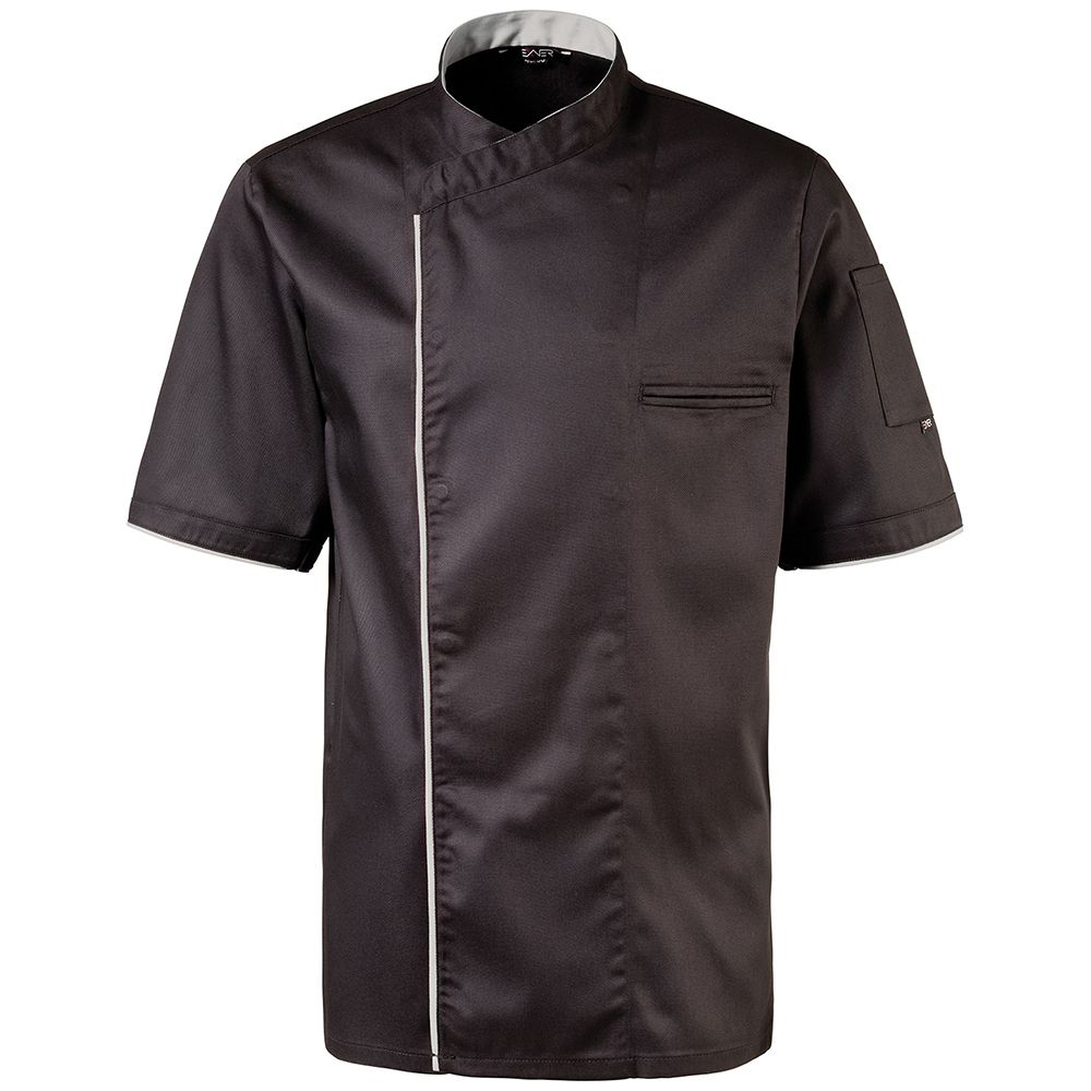 Halbarm. 2-reihige Druckknopfleiste. Trapezform. Stehkragen.